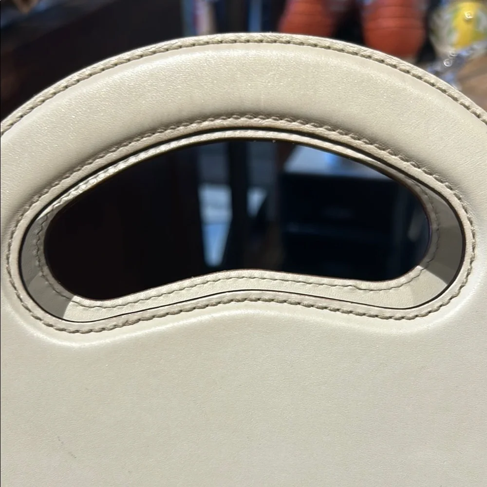 RARE Gucci Cream GG Supreme Leather and Canvas Tote  STUNNING - Picture 3 of 13